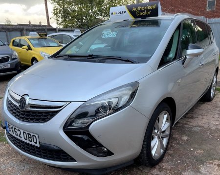 VAUXHALL ZAFIRA TOURER 1.4T 16V SE Euro 5 5dr