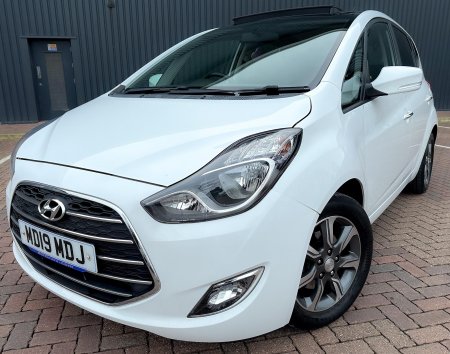 HYUNDAI IX20 1.6 Premium Nav Auto Euro 6 5dr