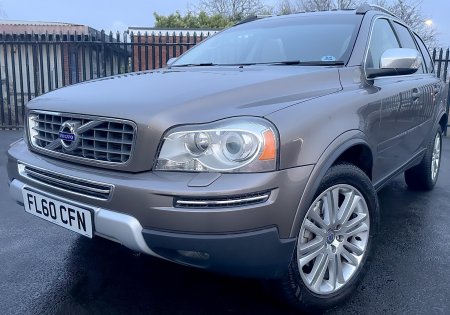 VOLVO XC90 2.4 D5 Executive Geartronic AWD 5dr